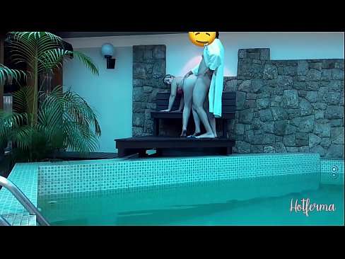 ❤️ Boss uzaicina kalponi uz baseinu, bet nevarēja pretoties karstu ️❌ Porno video pie mums lv.bookland.top ﹏